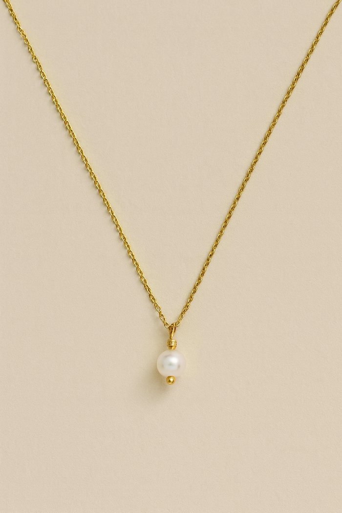 Elise Pearl Necklace