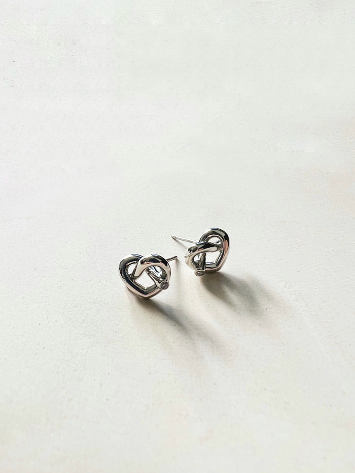 KYRA HEART EAR STUDS