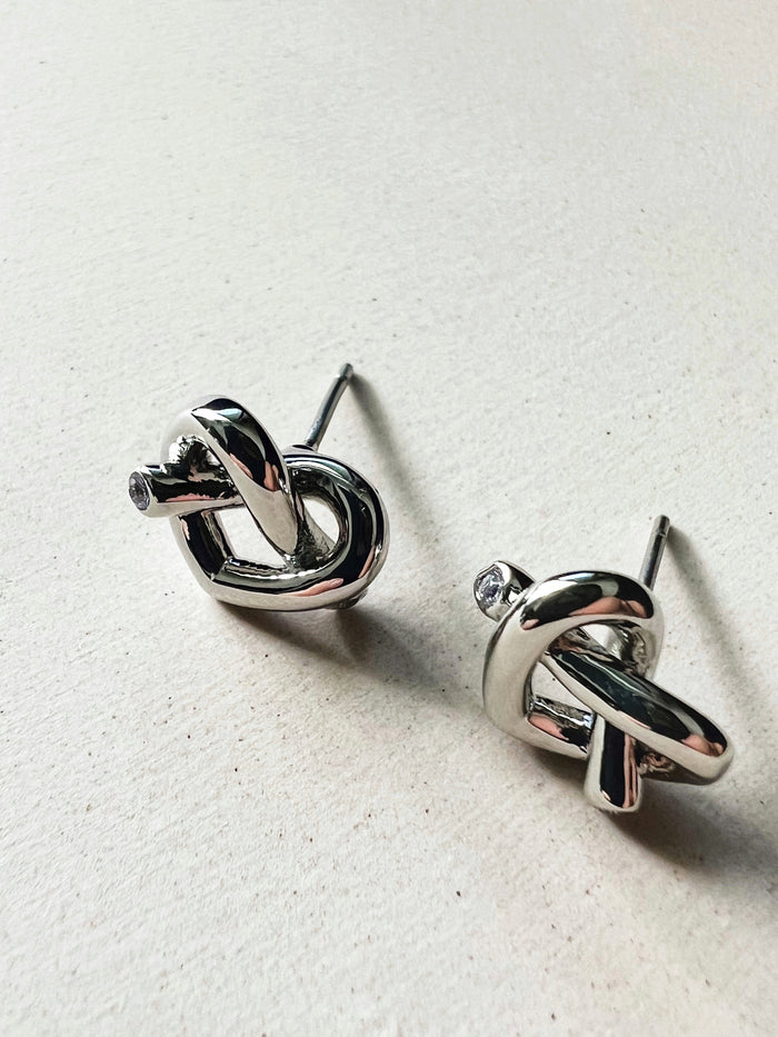 KYRA HEART EAR STUDS