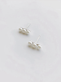 Ashley Pearl Earrings