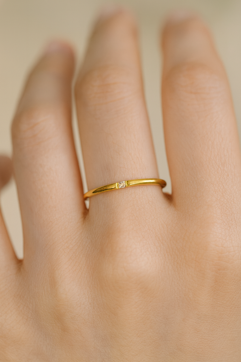 Avril Classic Ring