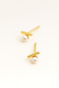 Delilah Pearl Studs