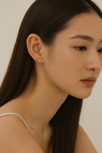 Delilah Pearl Studs
