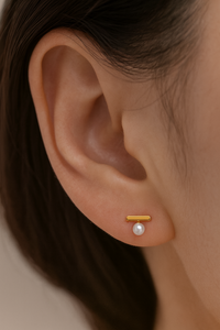 Delilah Pearl Studs