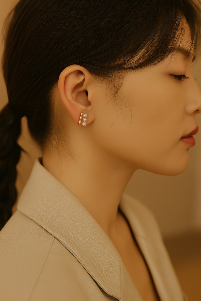 Fiora Earrings