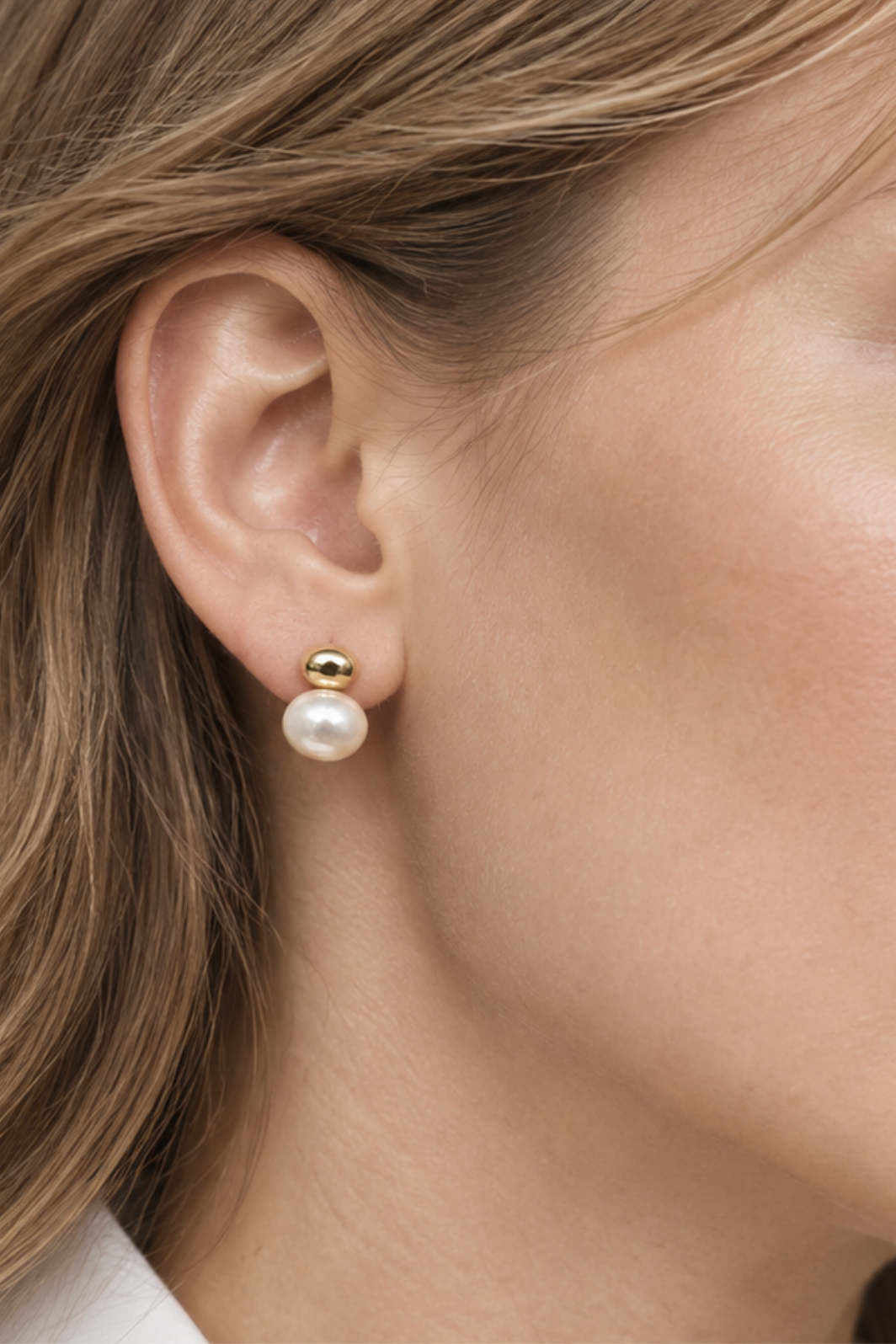 Helga Pearl Earrings