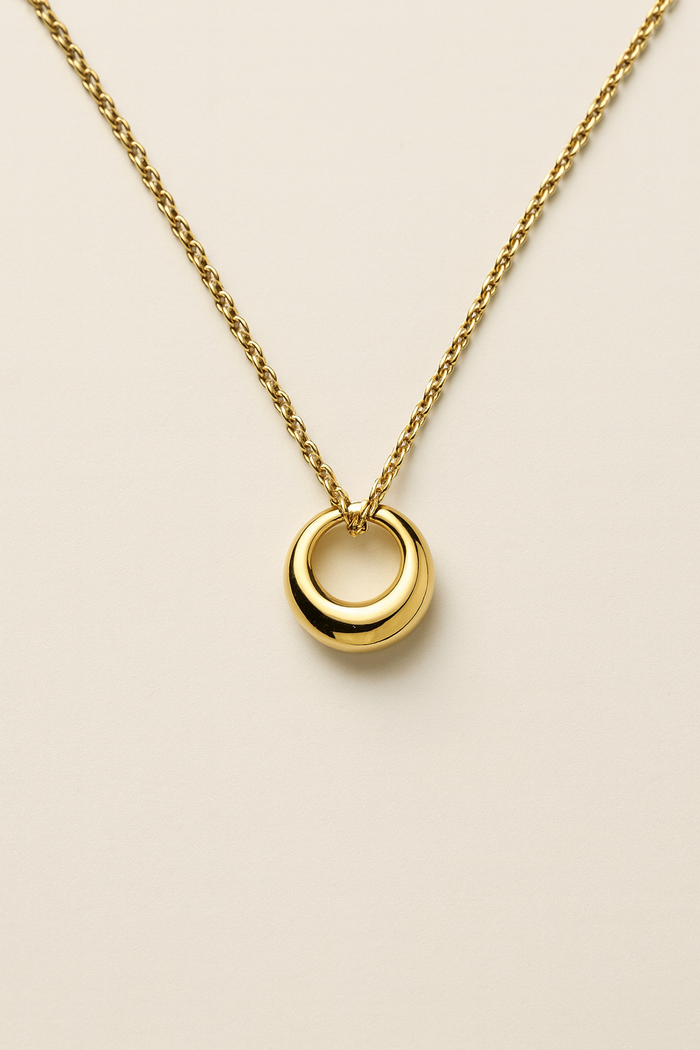 IVA CIRCLE NECKLACE