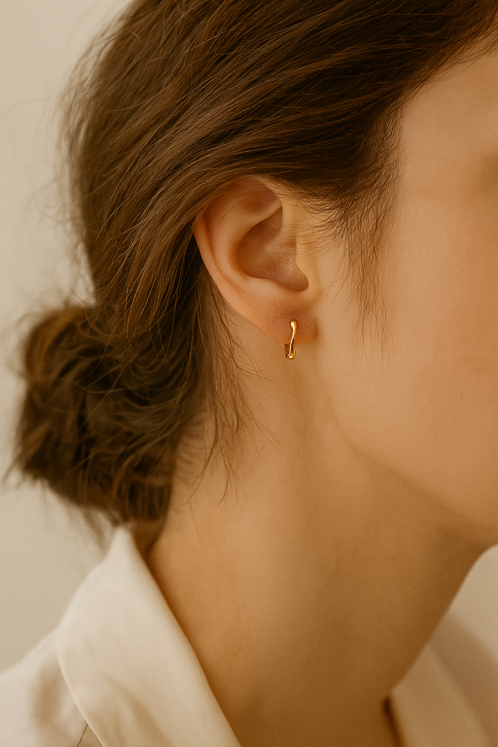 IVANA MINI HOOP EARRINGS