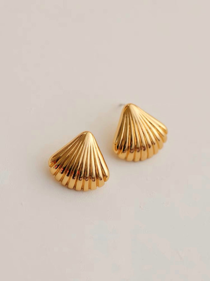 Kaia Shell Earrings