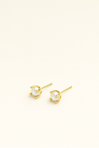 LAUREN CROWNED PEARL STUDS