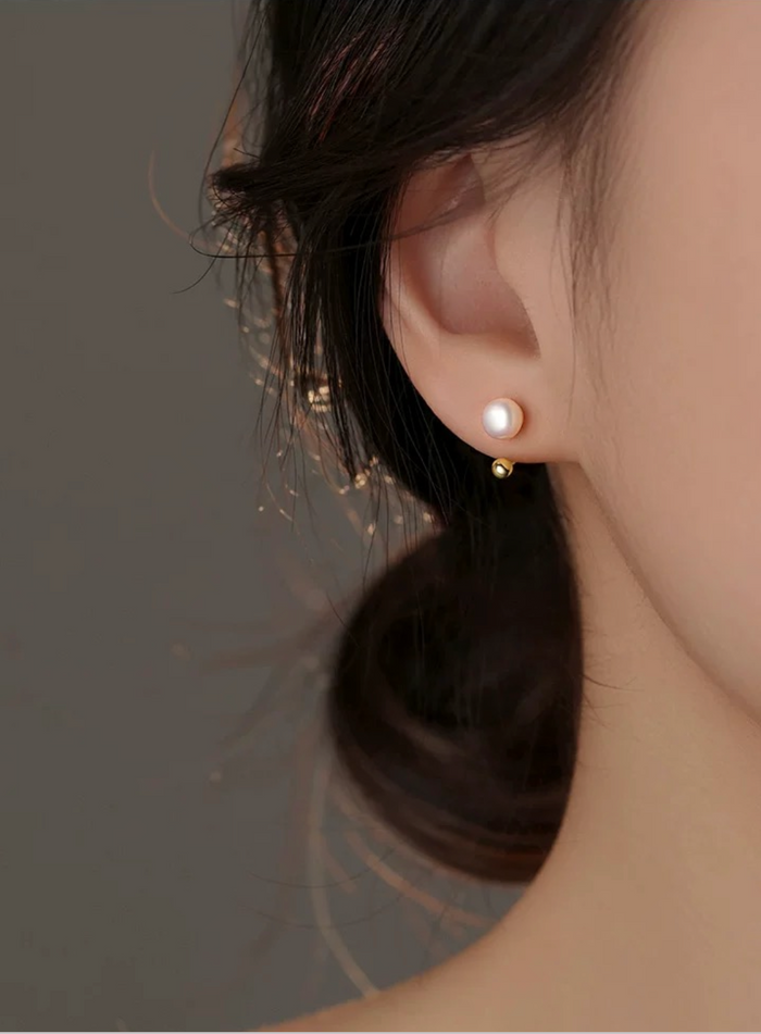 Mathilde Pearl Earrings