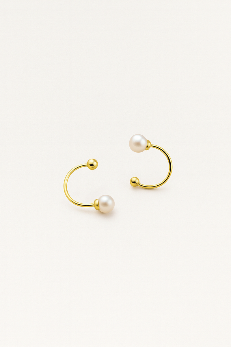 Mathilde Pearl Earrings