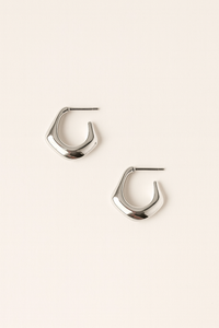 MYKA HALF GEO HOOPS