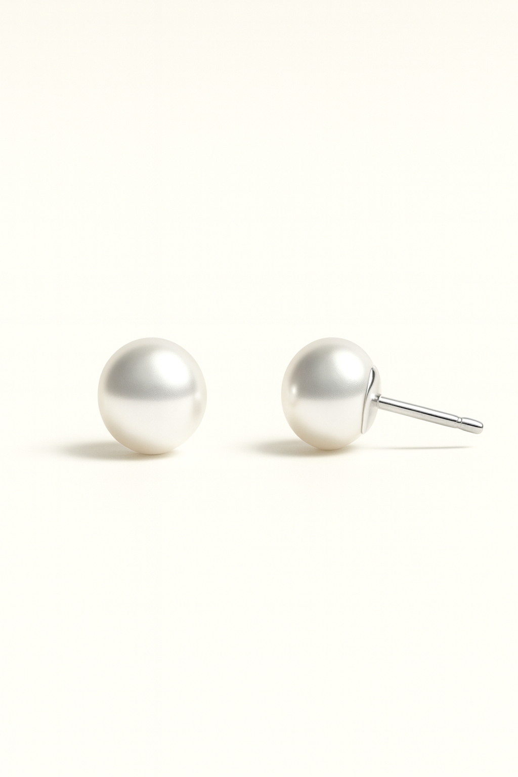 PEARL STUDS