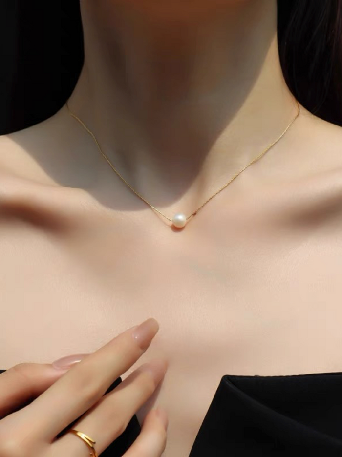 FIONA PEARL NECKLACE